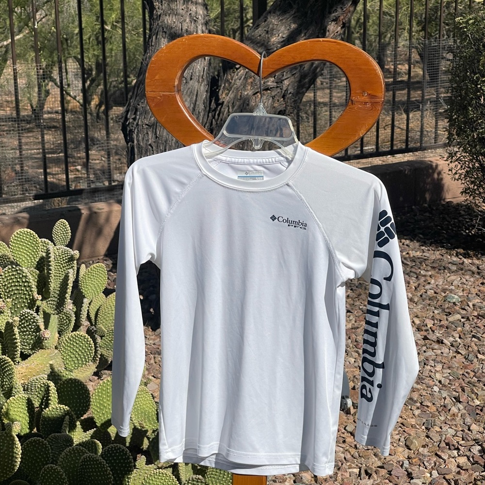 NWOT - Columbia - Kids White Long Sleeve Tee